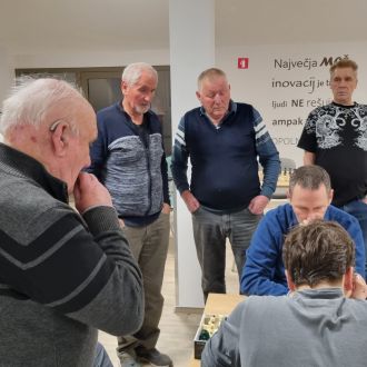 Ekipni šahovski četveroboj 2025