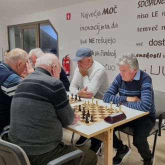 Ekipni šahovski četveroboj 2025